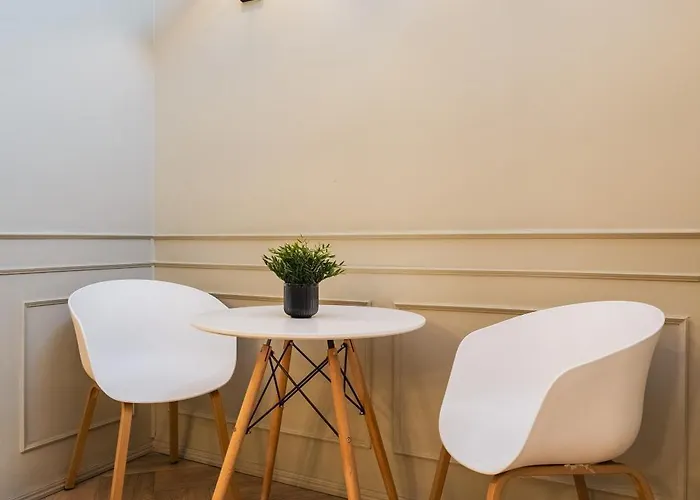 Second Rio Po Apartment Mexico City