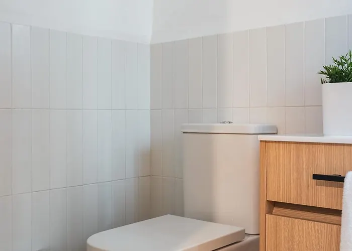 Second Rio Po Apartment Mexico City